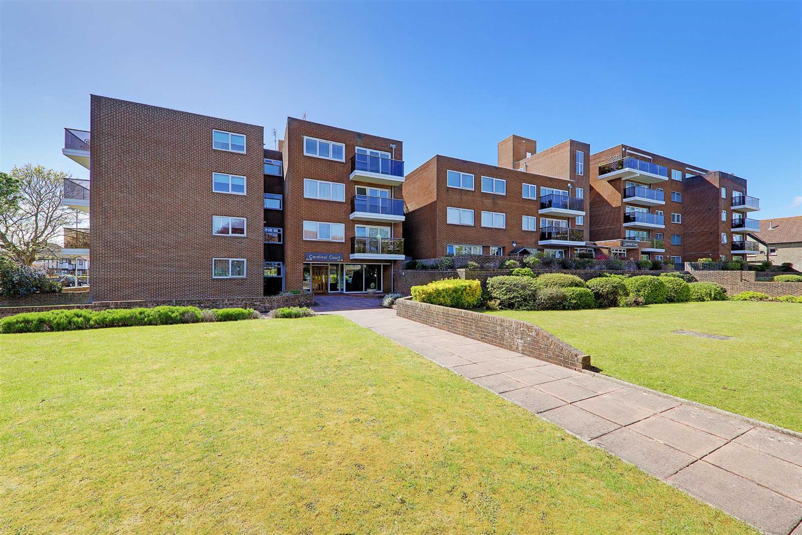 Apartment | Grand Avenue, Worthing | To Let
